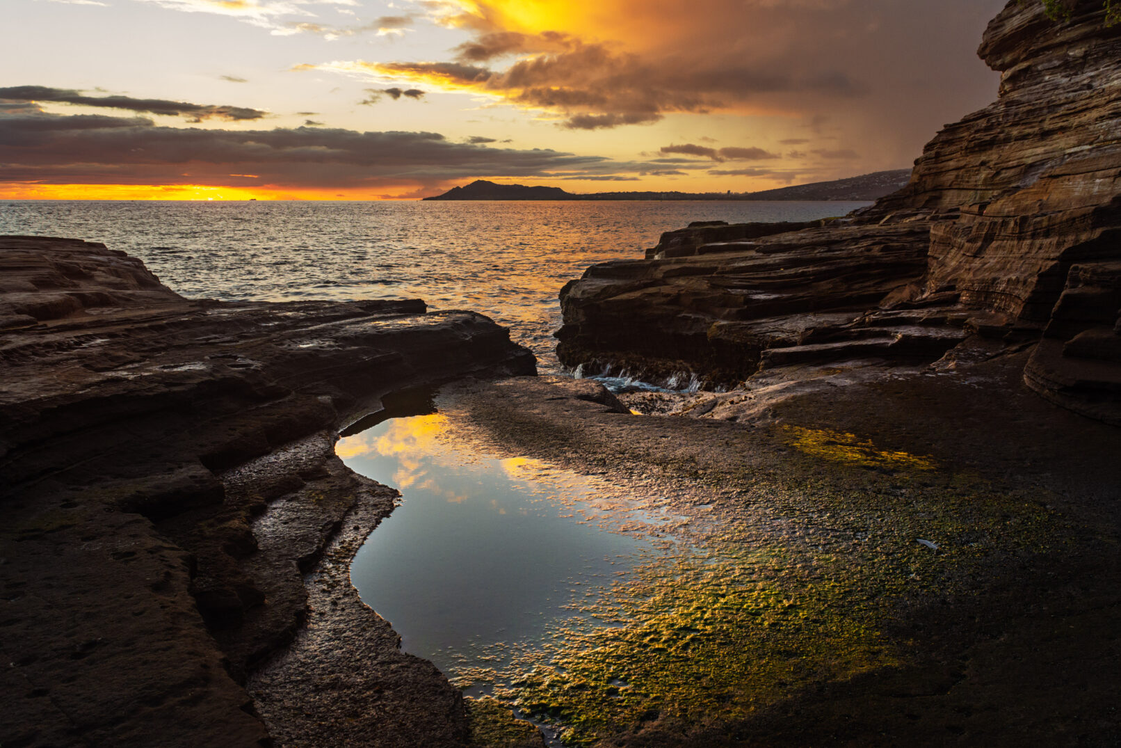 Hawaii ocean rocks