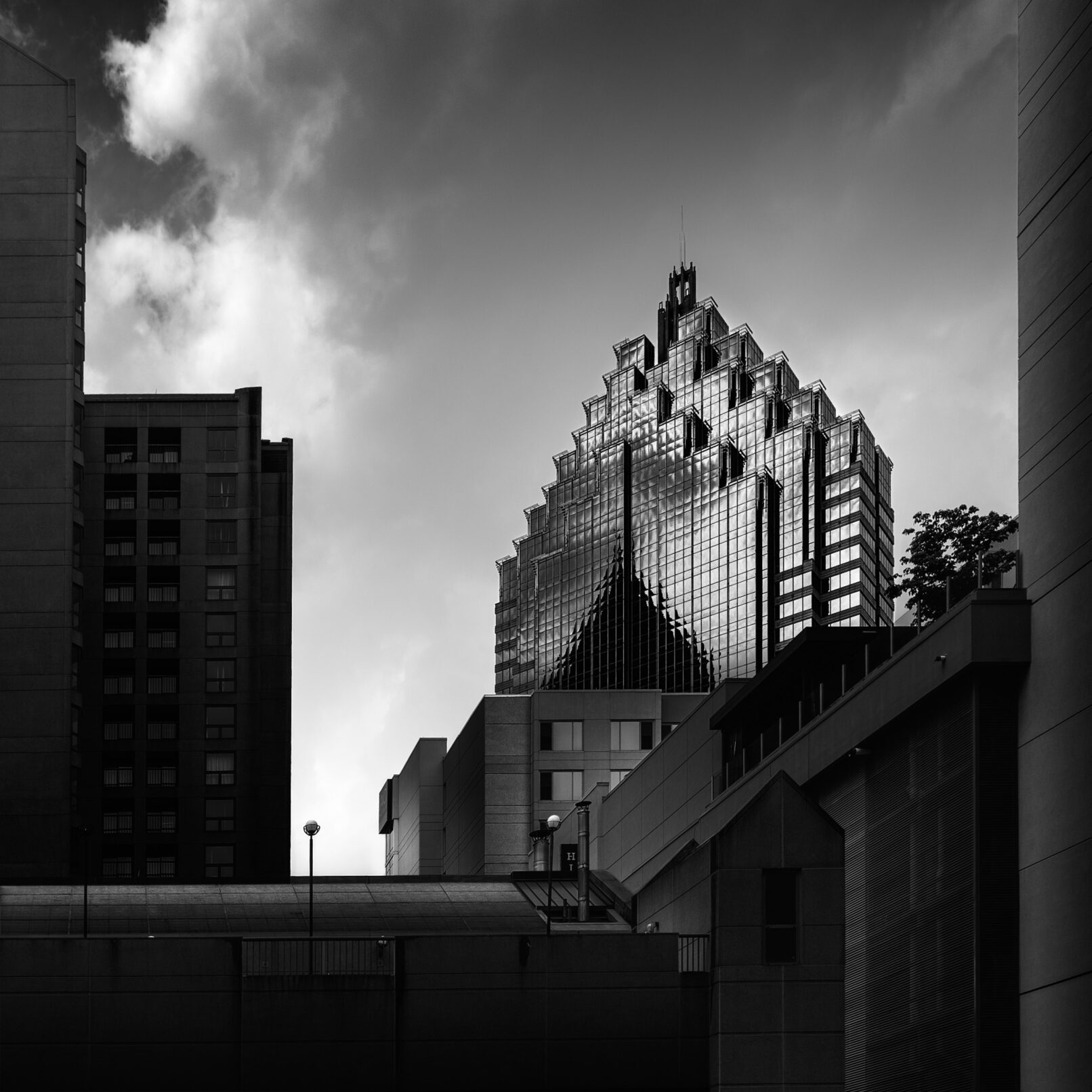 Atlanta Promenade Tower